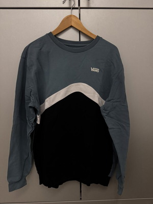 Vans sweatshirt like new, size L