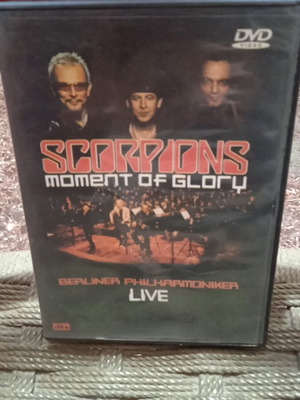 Scorpions Moment of Glory DVD like new, rock