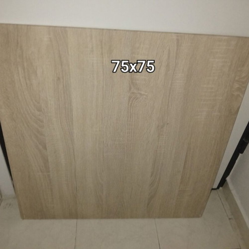 Kitchen table for 4 people with thick glass