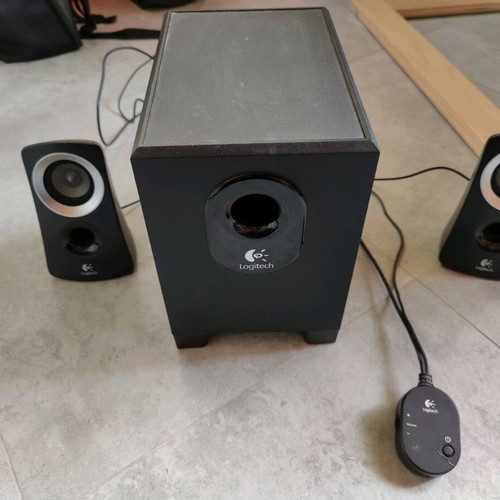 Logitech sound system like new for computer