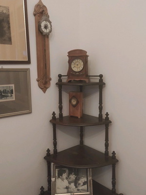 Wooden corner console used collectible from 1938 with 5 shelves