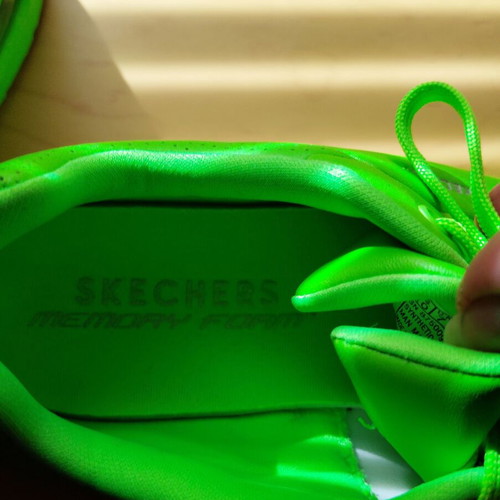 Leather green Skechers sports shoes size 40 like new