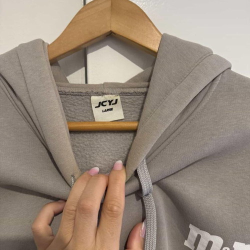 Printed sweatshirt size L used, large and comfortable fit