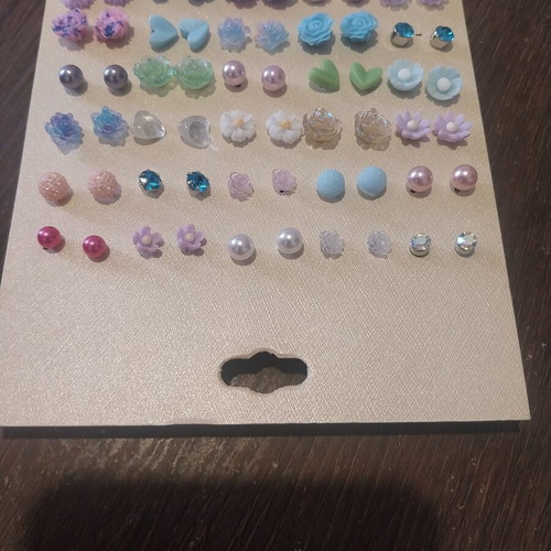 Children's earrings new, pack of 30, steel and plastic