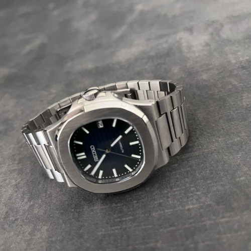 Mod automatic wristwatch with 41mm case and ceramic bezel