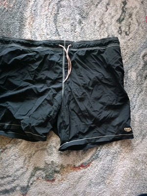 Abysse black men's swimwear xxl like new with pink details