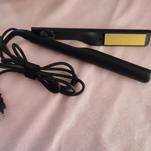 ID Italian Twister Premium 2 in 1 Hair Straightener like new