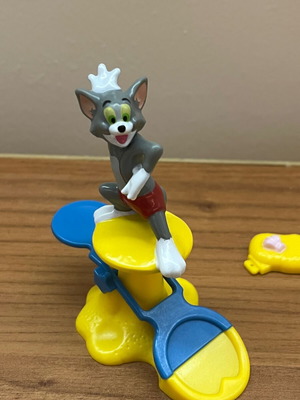 Tom and Jerry Kinder figures new, set