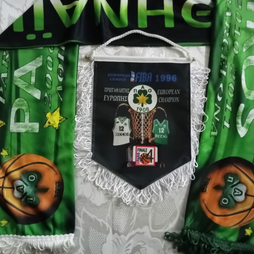 Panathinaikos Basketball Scarf and Banner Set 1996 Final 4 Paris and 6-Time European Champion