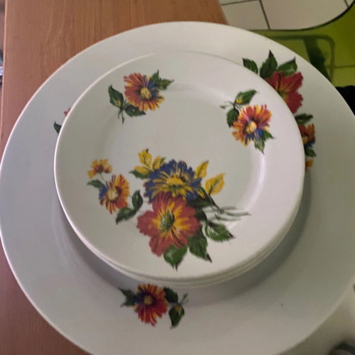 Cake plates floral set of 6 used