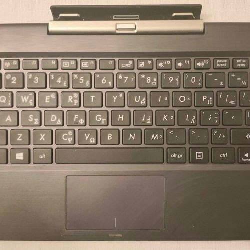 Asus Tab T100TA used with cracked screen and docking keyboard