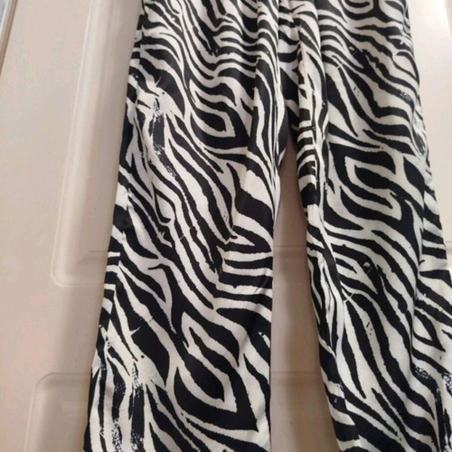 SugarFree women's salvari pants like new, black and white, size M