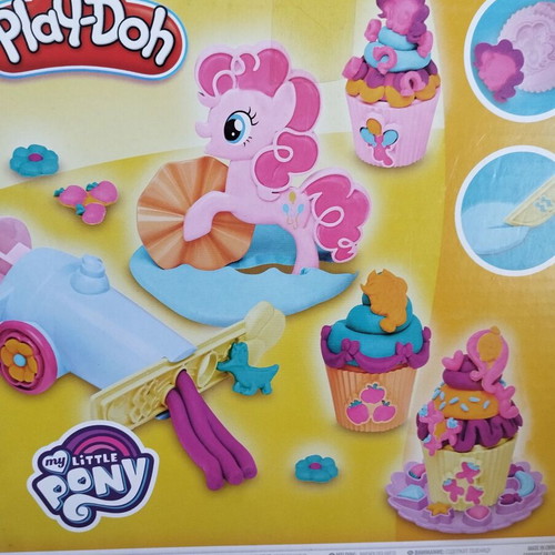 My Little Pony Play-Doh Pinkie Pie Cupcake Party new