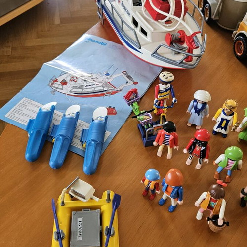 Playmobil collection like new valued over 120€
