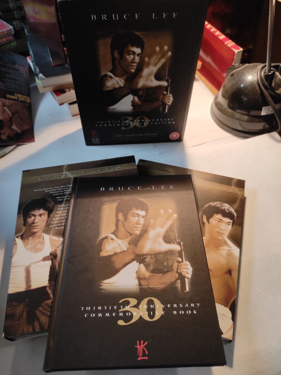 Bruce Lee collectible box set 6 DVD like… - € 60,00 - Vendora.cy
