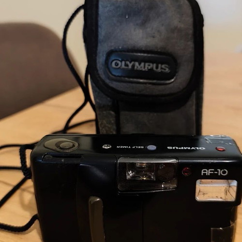 Olympus AF-10 35mm compact analog camera used