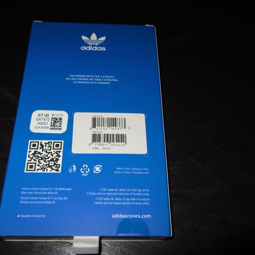 Adidas Snap Back Cover silicone black for iPhone 13 mini new sealed