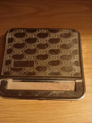 Rolling Tobacco Case used