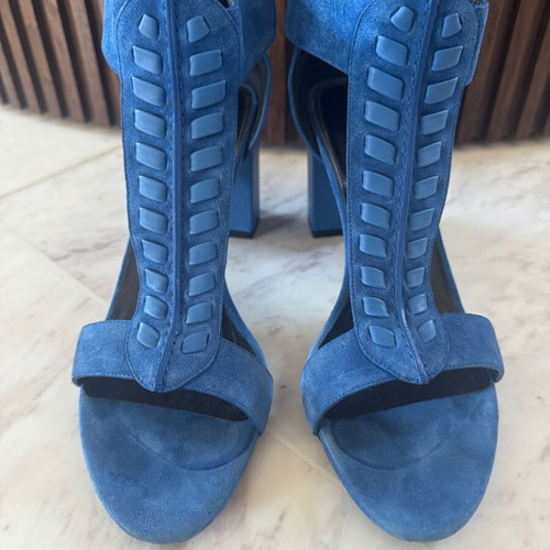 Roberto Cavalli blue suede sandal like new, 7.5cm heel size 40