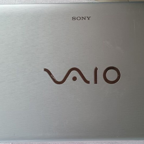 Laptop Sony Vgn-Nw21Ef used, Intel Pentium, 4GB RAM, 14-inch screen