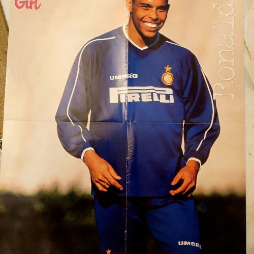 Five and Ronaldo Inter poster like new, size 53.2x41.4