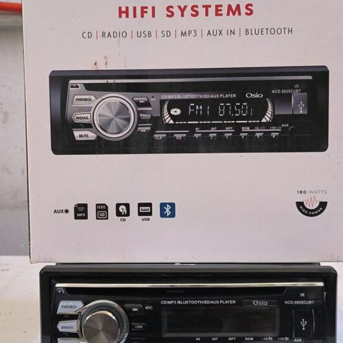 Radio CD Player Osio like new with remote, MP3, USB, Bluetooth