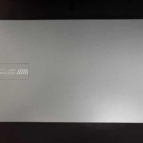 Asus Vivobook Go 15 E1504F laptop used, Ryzen 5 7520U, 8GB RAM, 512GB SSD