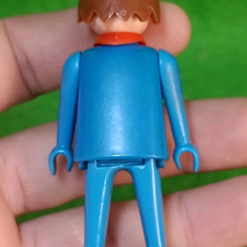 Playmobil Lyra 3366 firefighter figure used, complete set
