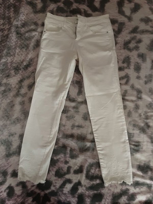 Τζιν Benetton λευκό καινούργιο, μέγεθος XXS