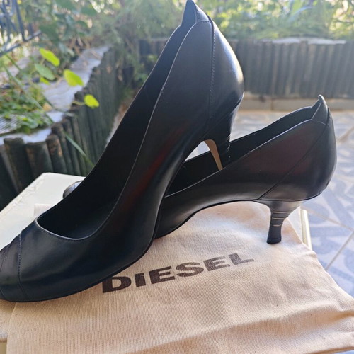 Diesel pumps size 39, black, 6cm heel