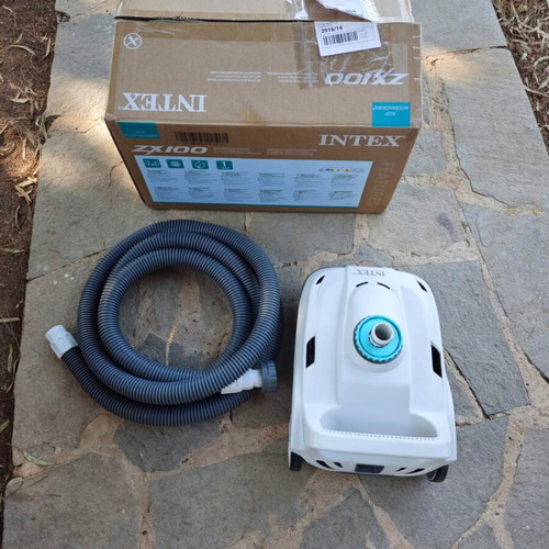 Intex ZX100 automatic pool cleaner like new