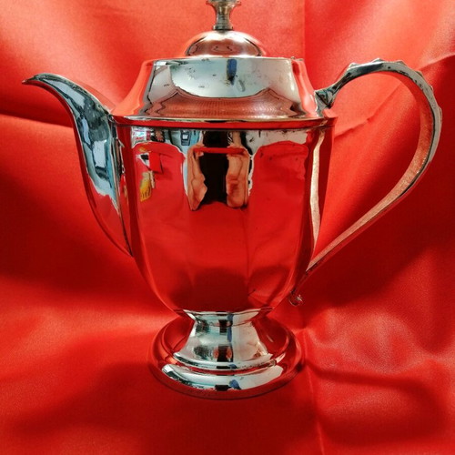 Vintage Silver-Plated Teapot like new by National Silver Company