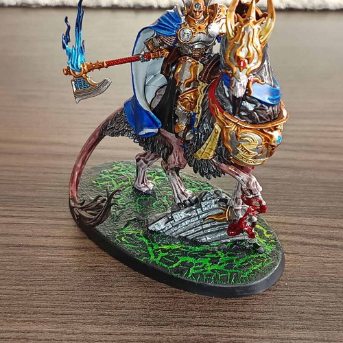 Lord-Vigilant on Gryph-stalker figure like new with magnetic base