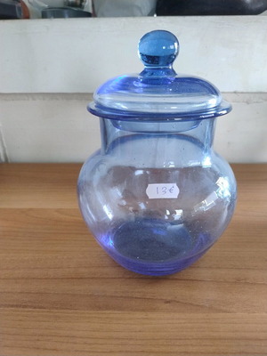 Large storage container blue with lid like new