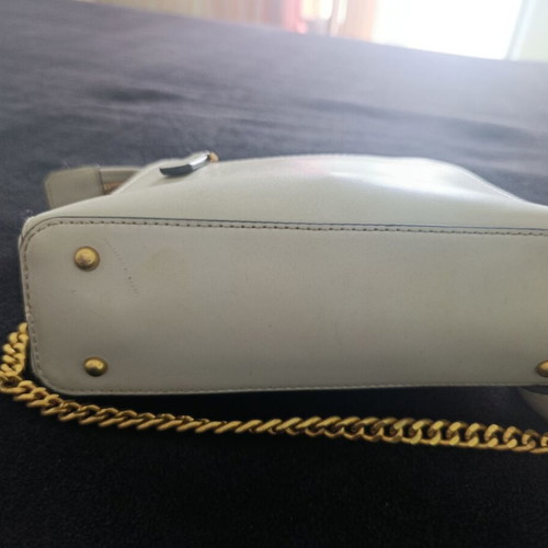 Guess shoulder bag used, ice white with gold chain
