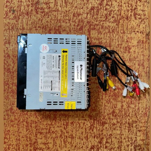 Phonocar touch screen like new, compatible with Toyota RAV4 2000-2005