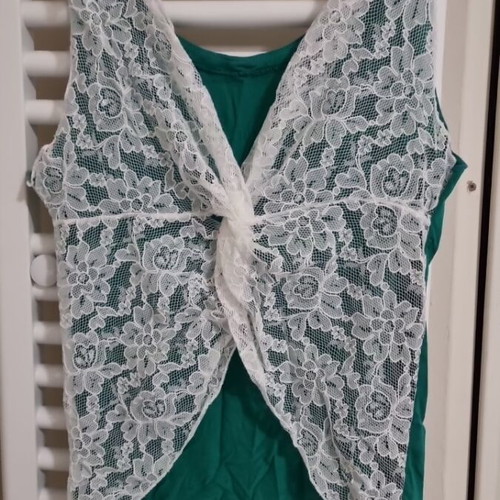 Summer blouse with lace back used, green, sizes S to M