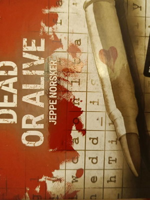 Настолна игра 50 Clues Dead or Alive - Maria Trilogy като нова