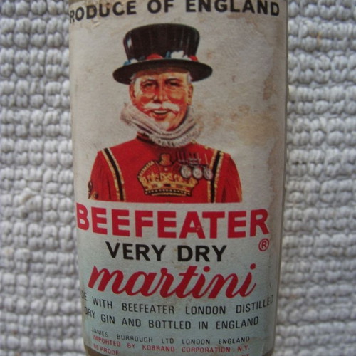 Beefeater Very Dry Martini miniature used, rare collectible