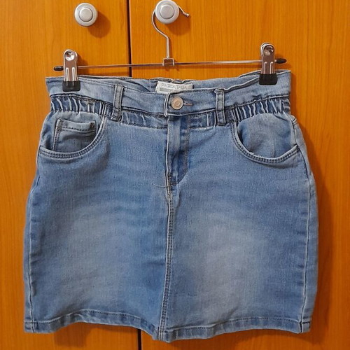 Piazza Italia denim skirt for girls 9-10 years like new, blue