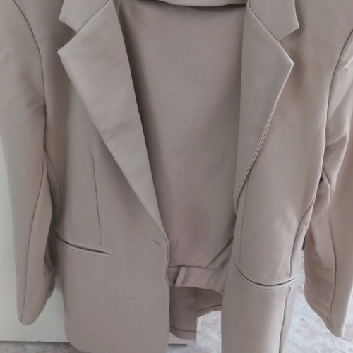 Zara suit jacket and pants set, beige, 5% elastic, like new