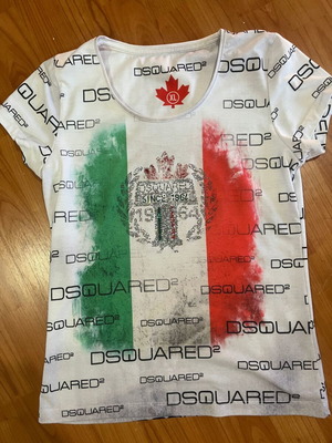 Dsquared T-shirt XL like new, colorful, slim fit with rhinestones