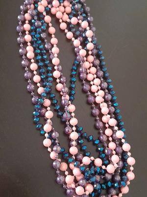 Necklaces set of 3 like new, no clasp, 63 cm