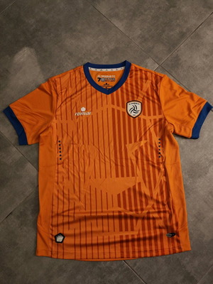Al Shabab football jersey collectible 70years like new, season 2016-2017 size M