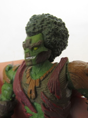 Tasaru Gormiti action figure with color change and joints, 10.6 cm, like new