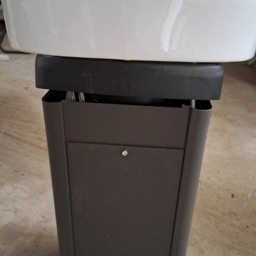 Hair Salon Shampoo Basin with Professional Chair like new