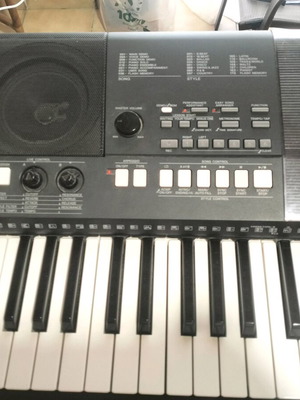 Yamaha Psr-E423 συνθεσάιζερ αρμόνιο σαν καινούργιο με βάση