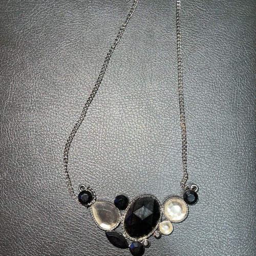 Necklace used, black
