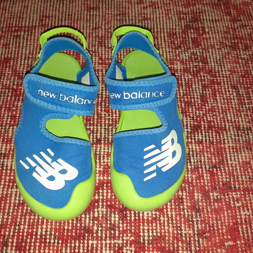 New Balance water shoes used, sizes 31-32