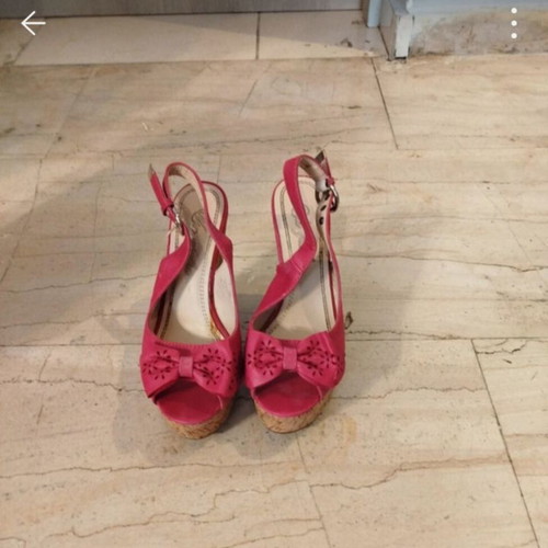 Platform sandals fuchsia size 36 like new